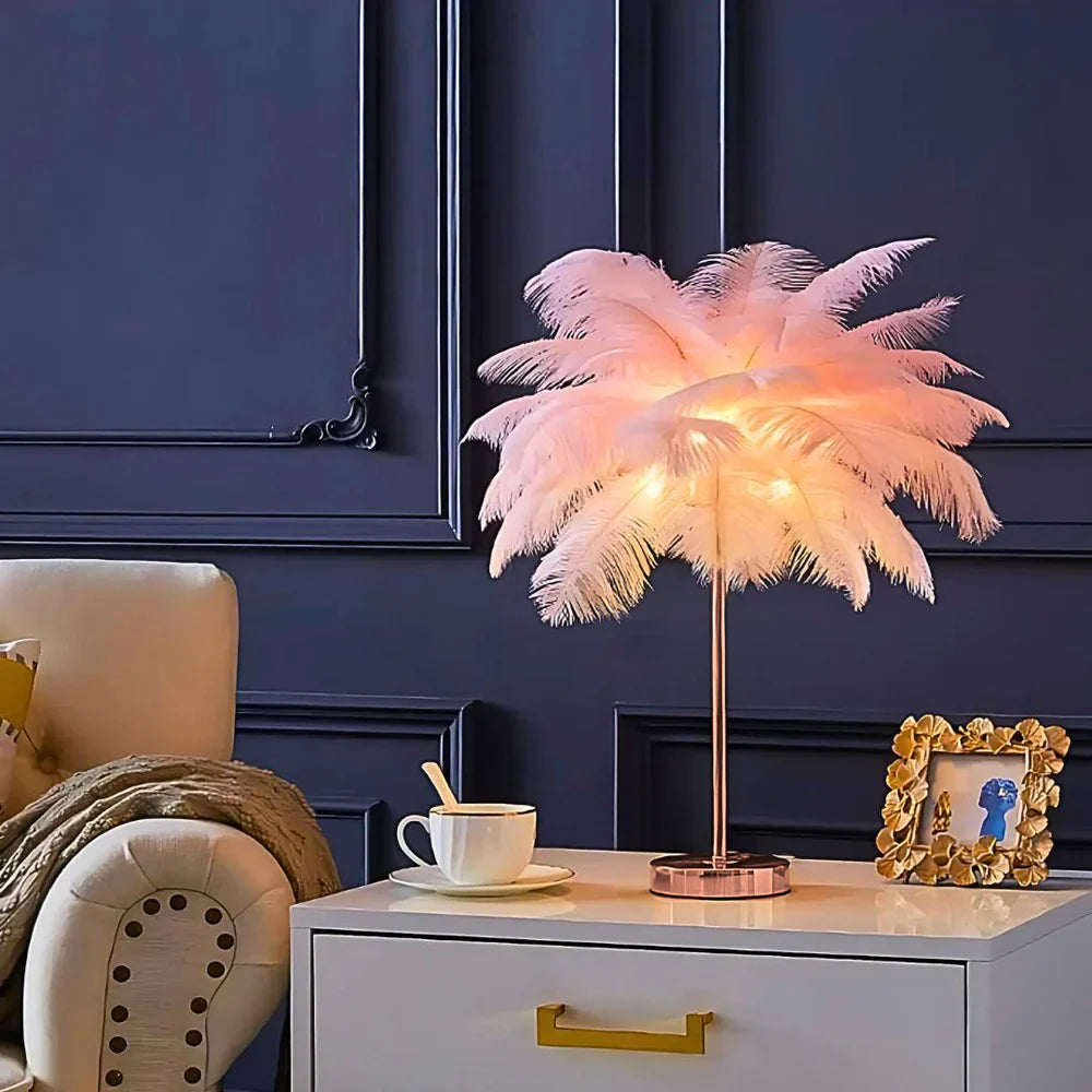 Plume Aura bordslampa | Ormexis