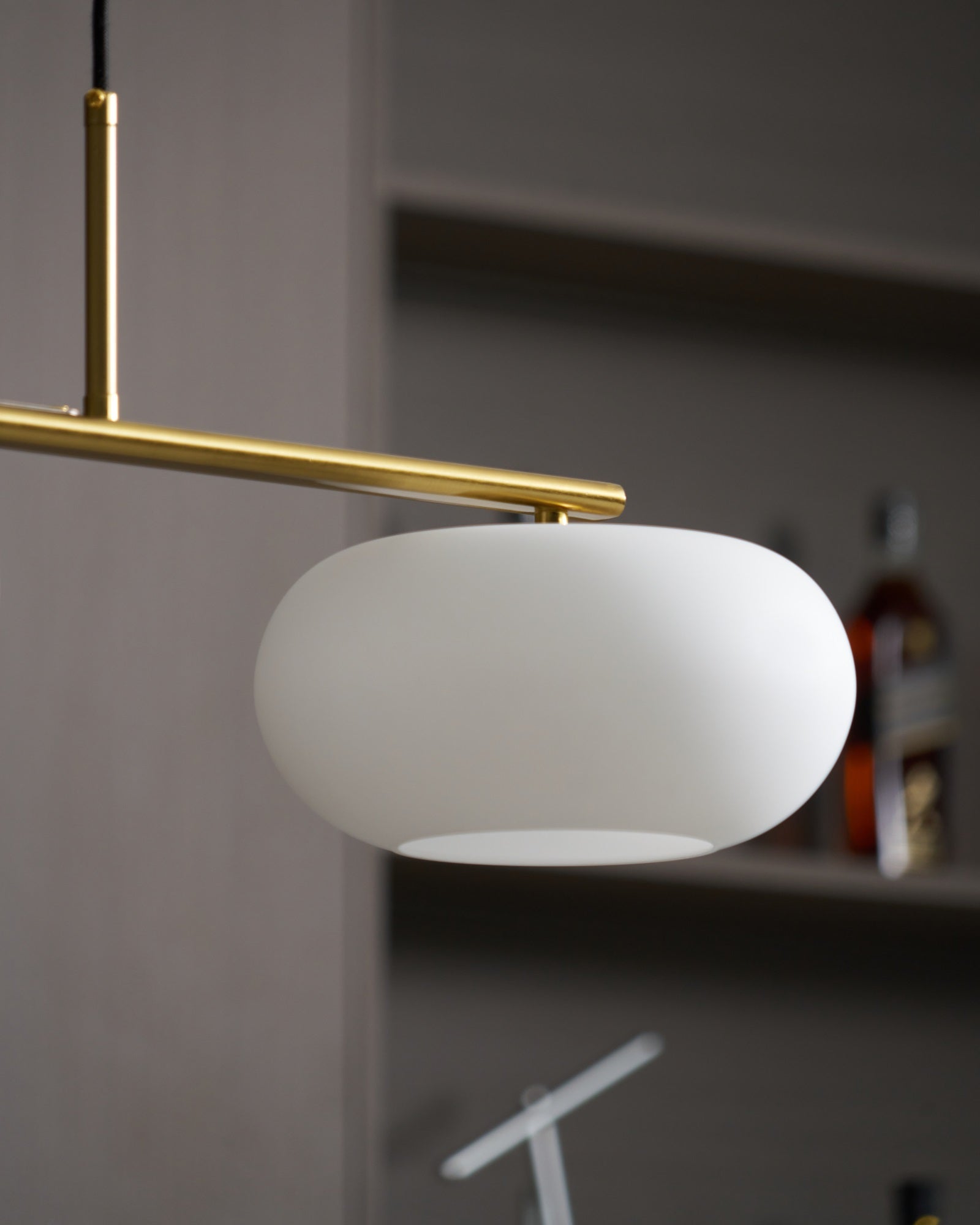 Lámpara colgante de techo contemporánea con 3 luces y globos de vidrio | Ormexis