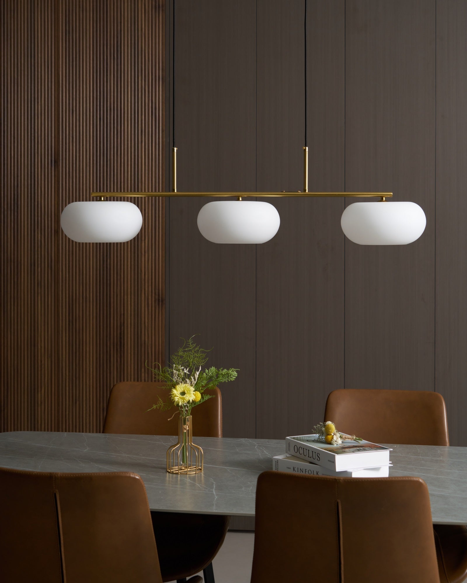 Lámpara colgante de techo contemporánea con 3 luces y globos de vidrio | Ormexis