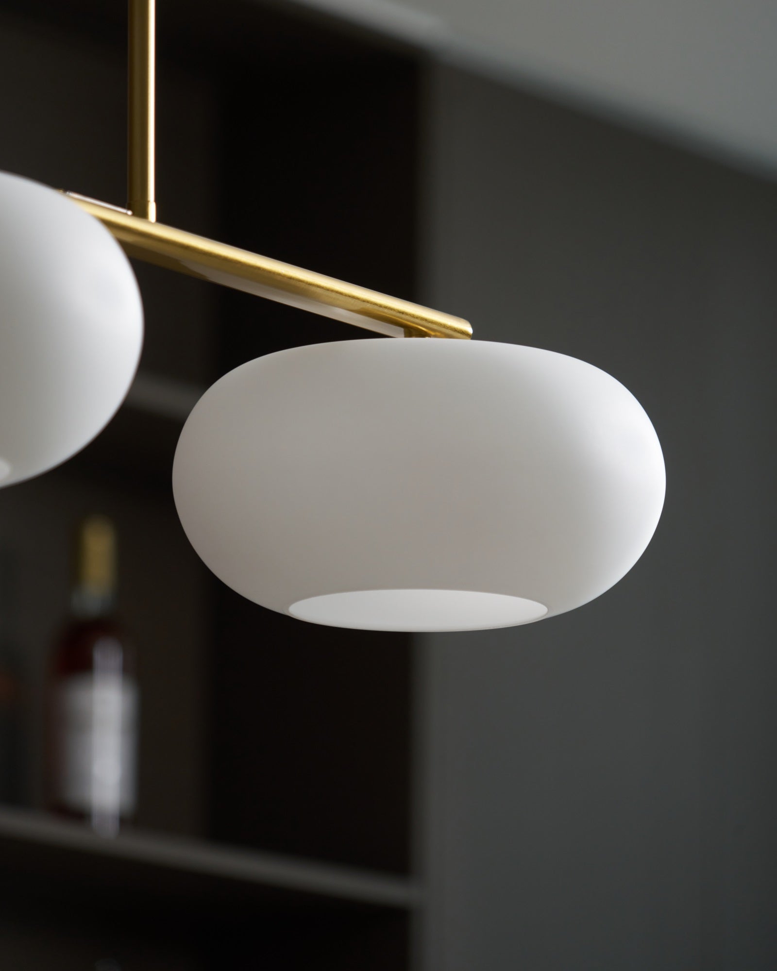 Lámpara colgante de techo contemporánea con 3 luces y globos de vidrio | Ormexis