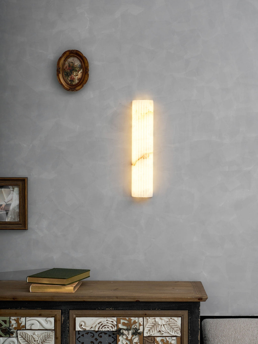Rula Alabaster Wall Light | Ormexis