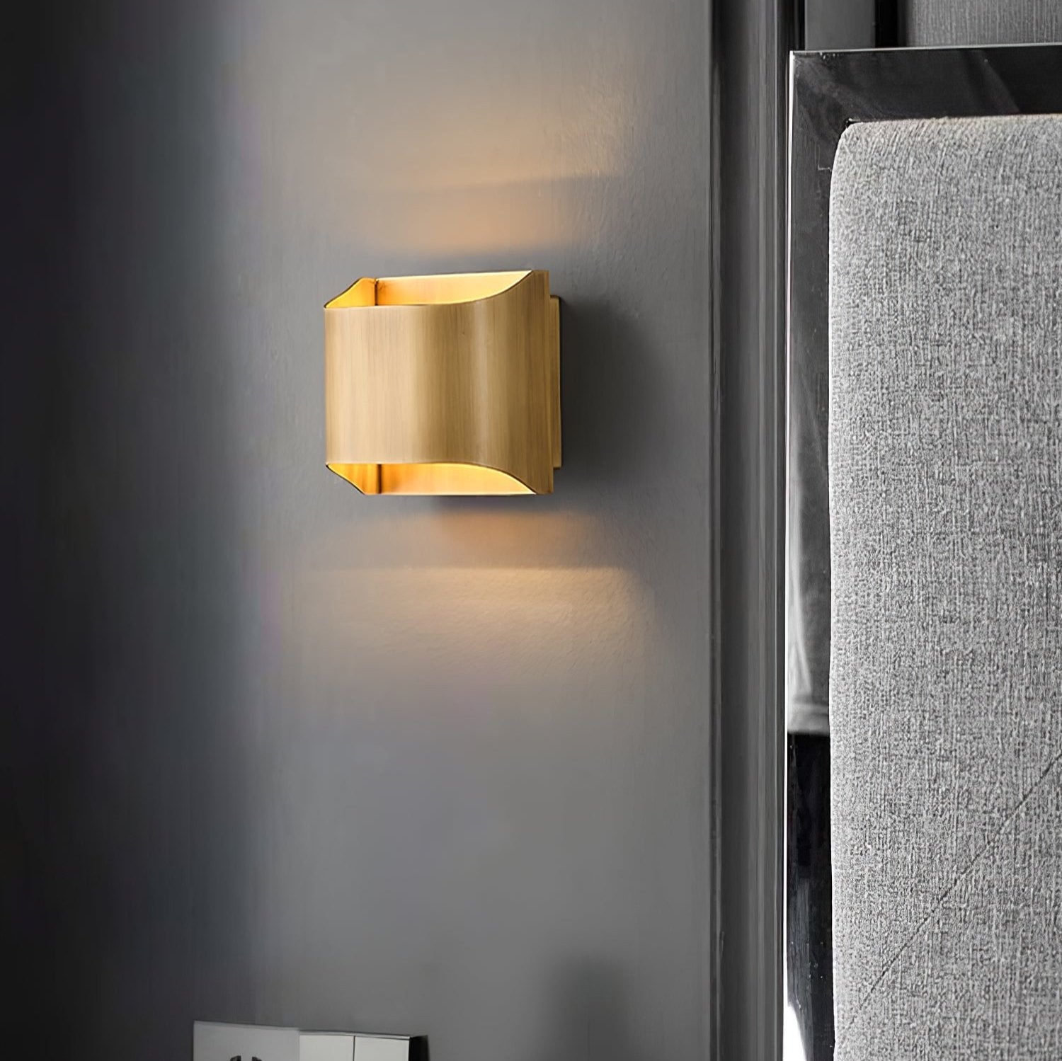 Applique da parete in ottone stile industriale | Ormexis