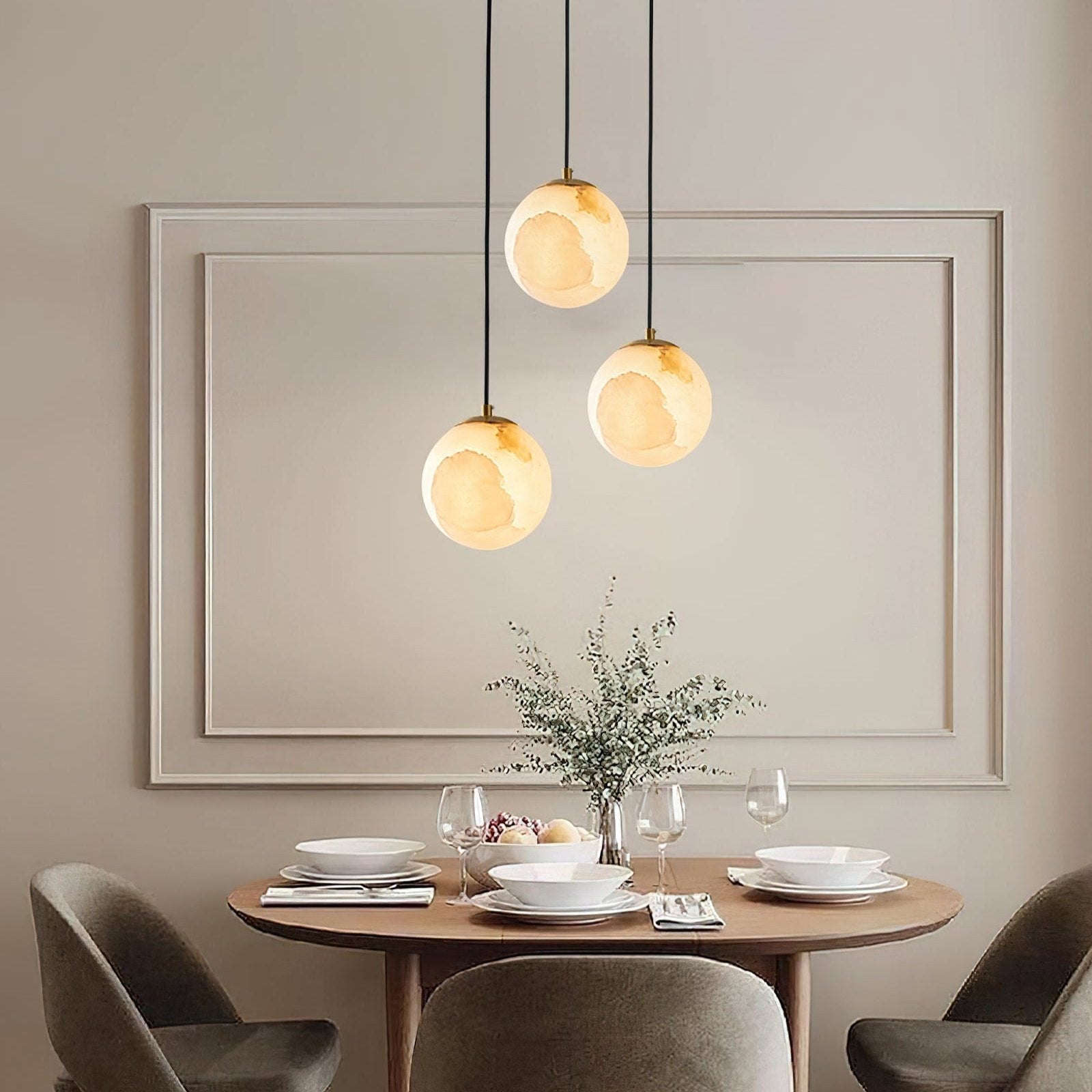 Modern Alabaster Globe Pendant Light | Ormexis