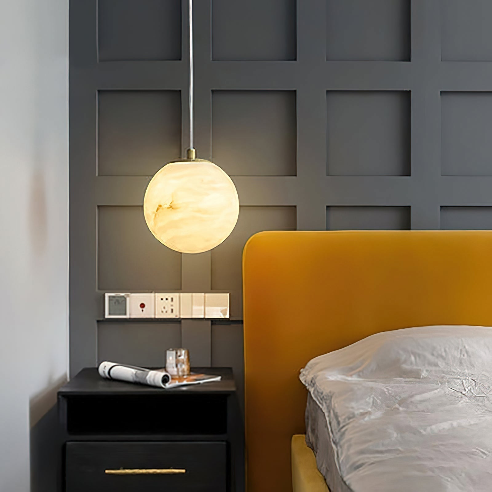Modern Alabaster Globe Pendant Light | Ormexis