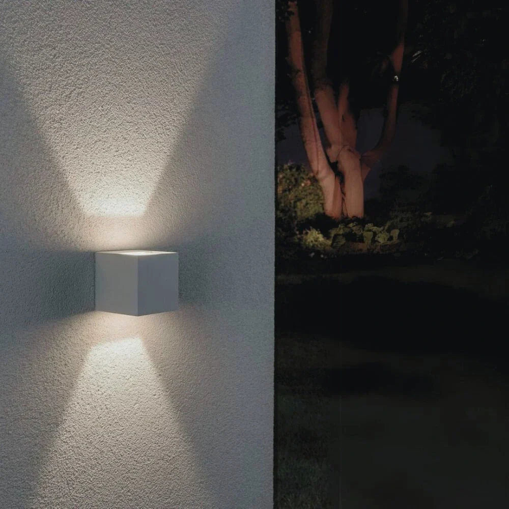 Obsidian Cube Sconce | Ormexis