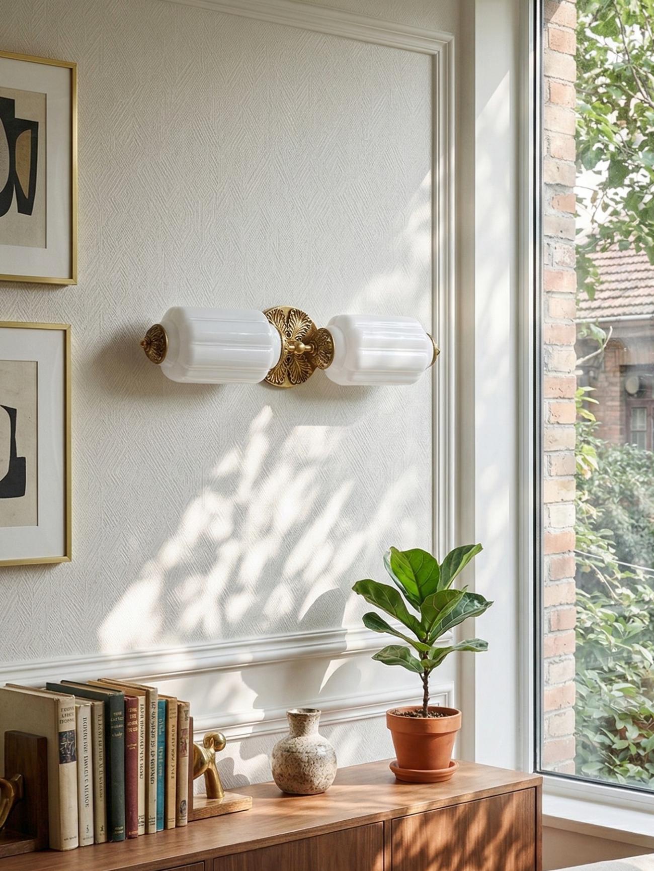 Rzeźbiona żebrowana lampa ścienna ze szkła | Ormexis