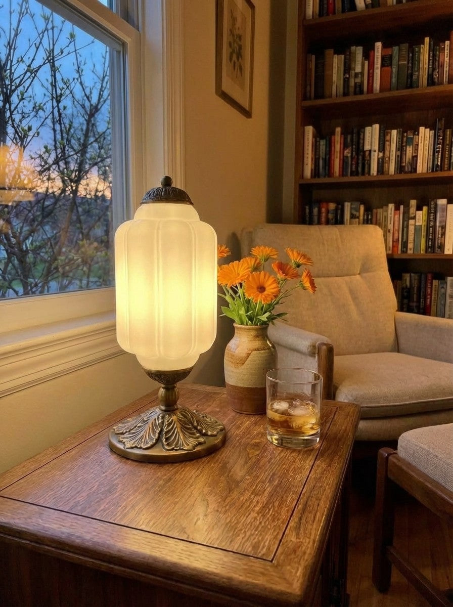 Uma Glass Table Lamp | Ormexis