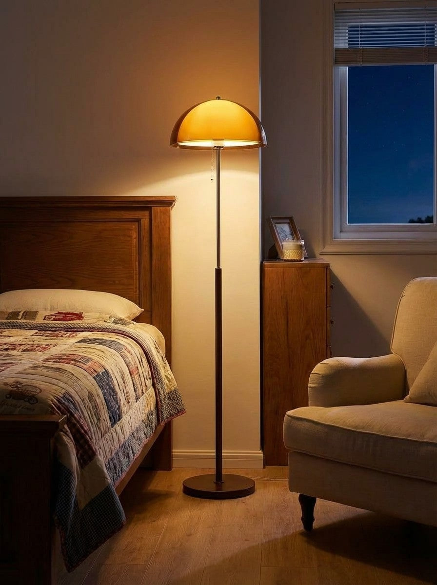 Podłogowa lampa z kloszem kopułowym i łańcuszkiem | Ormexis
