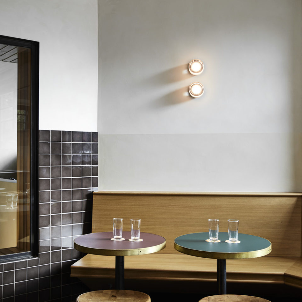 Applique da parete moderna con scanalature e illuminazione ambientale | Ormexis