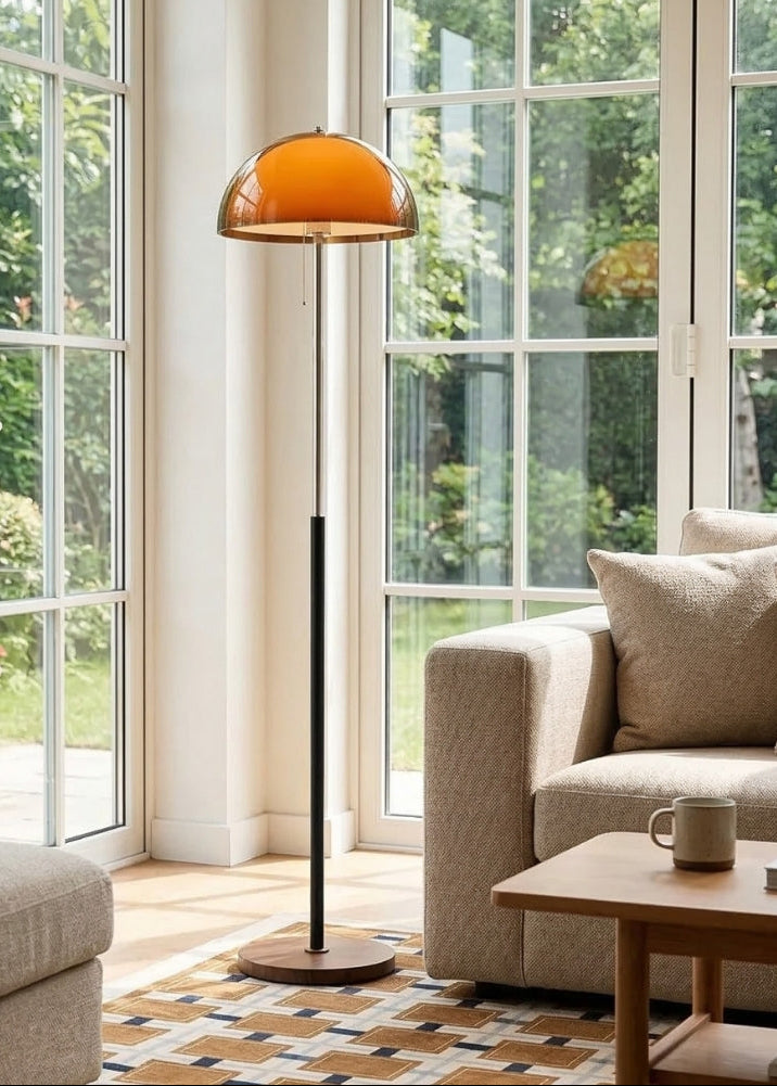 Podłogowa lampa z kloszem kopułowym i łańcuszkiem | Ormexis