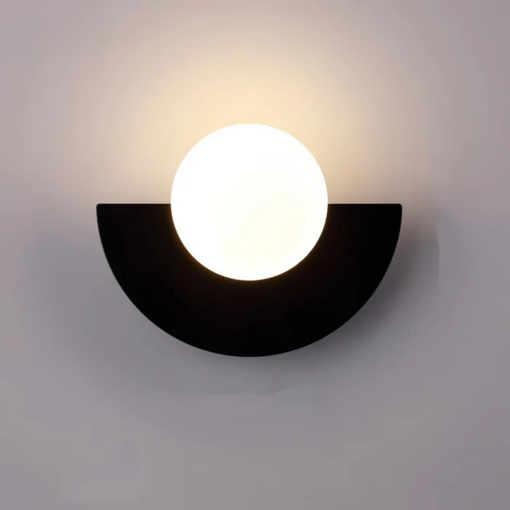 Sculptural Half Moon Wall Light | Ormexis