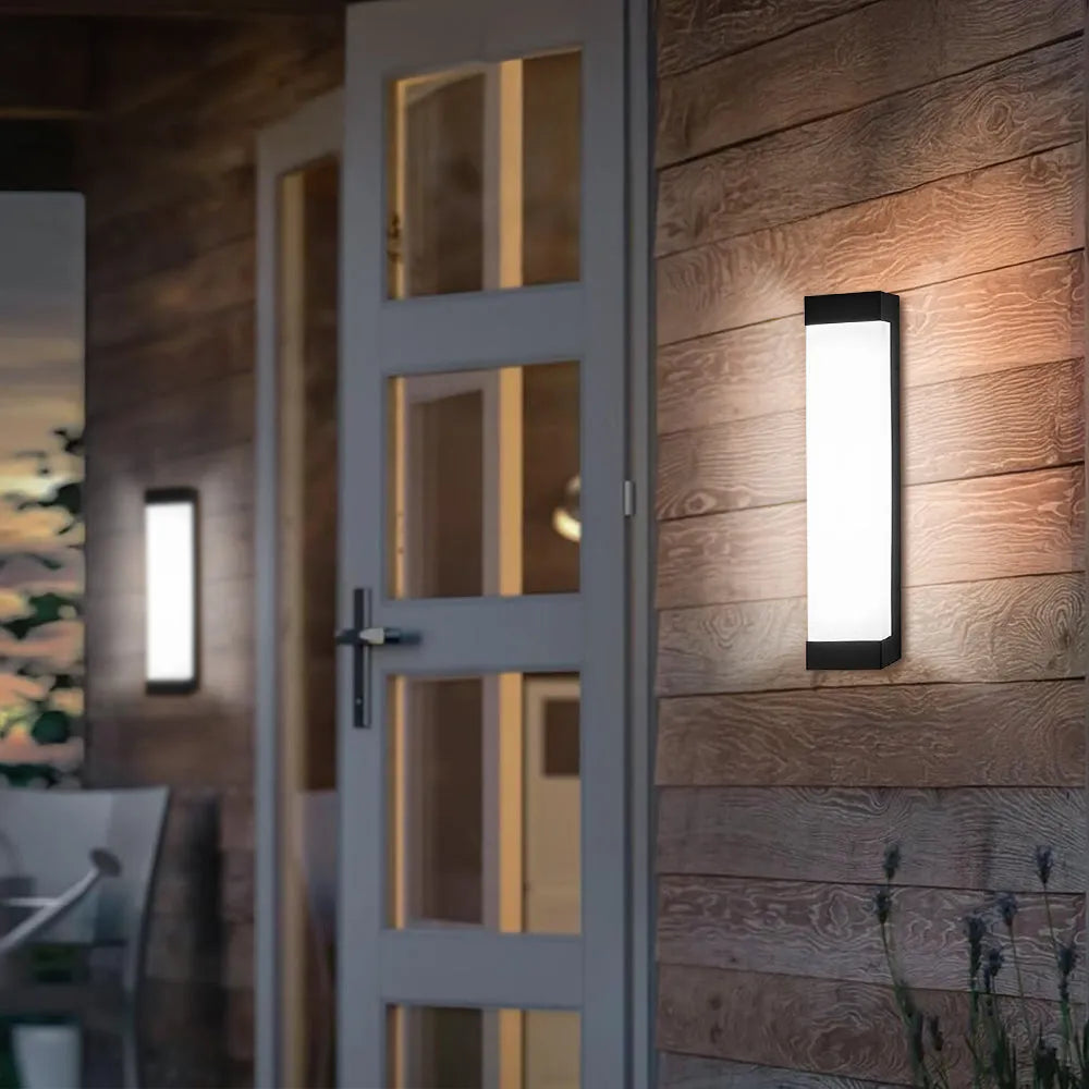 Modern Linear Outdoor Sconce | Ormexis