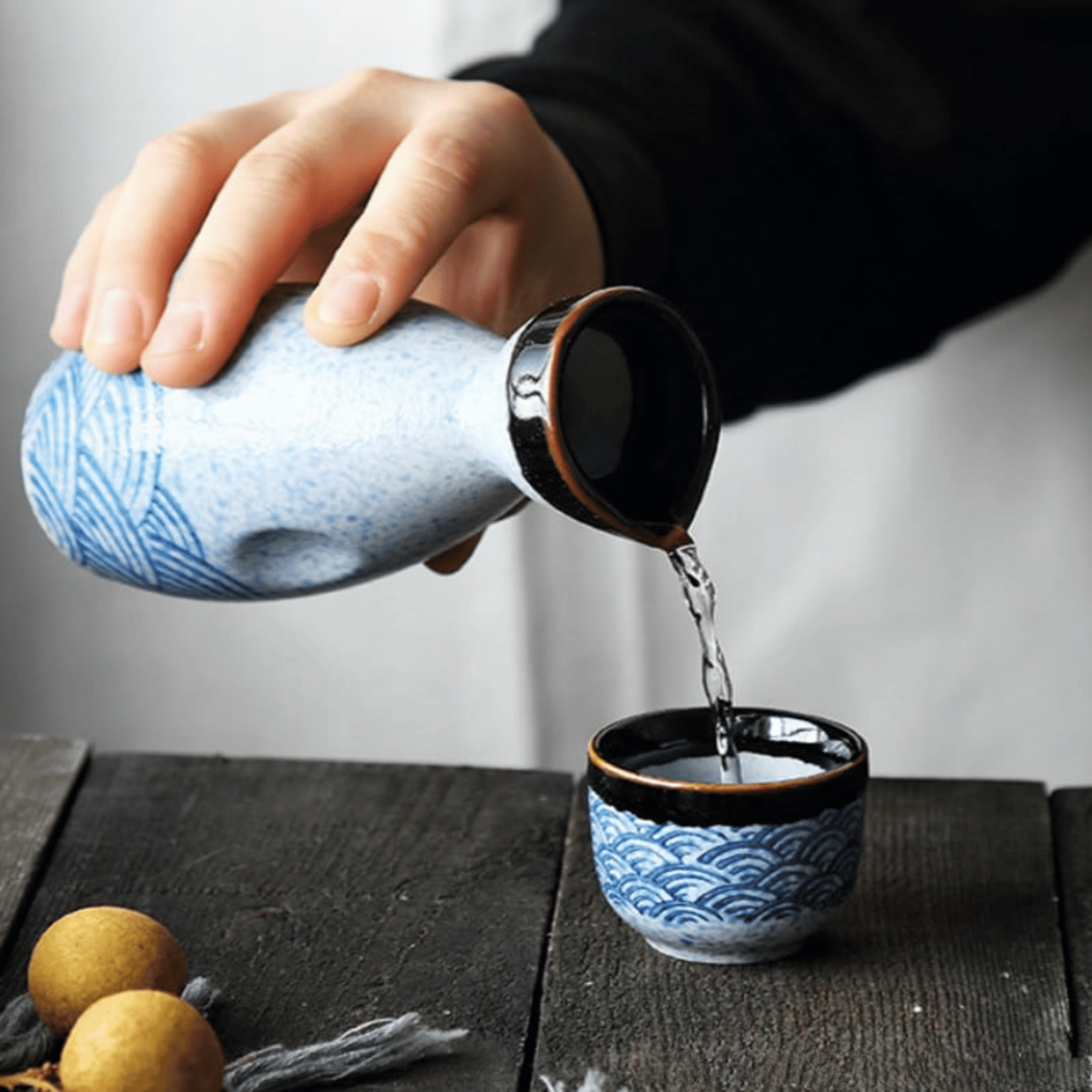 Porcelánová souprava na saké | Ormexis