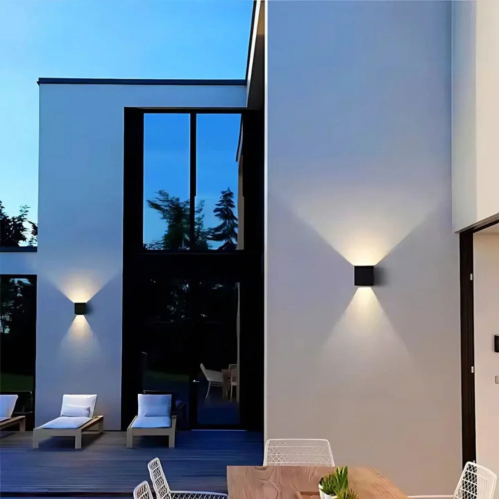 Obsidian Cube Sconce | Ormexis