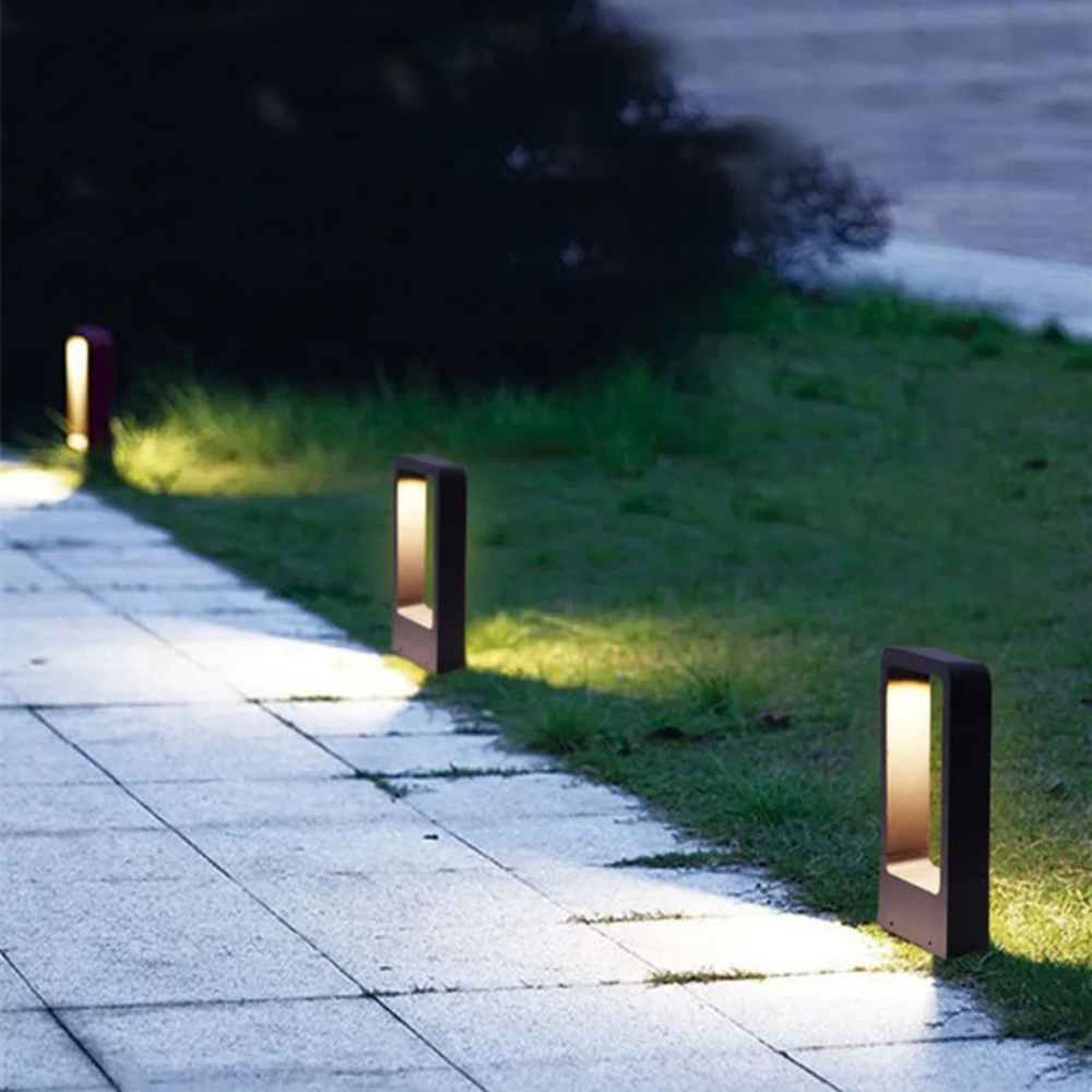 Lampă de exterior geometrică tip bornă Portal | Ormexis