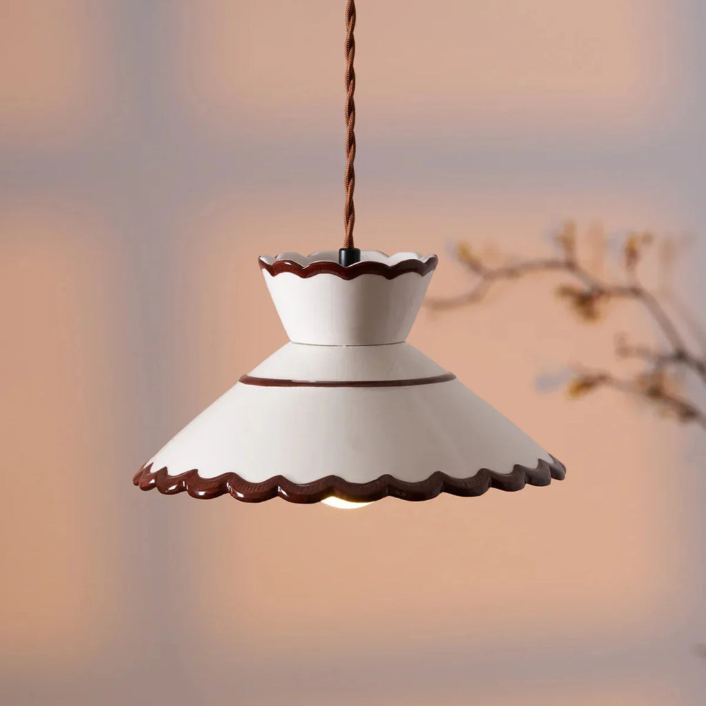 Pendelleuchte im Landhausstil mit Muschelrand | Ormexis