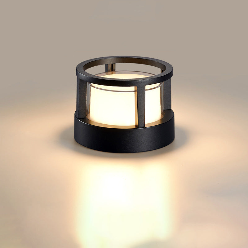 Framed Outdoor Pillar Light | Ormexis