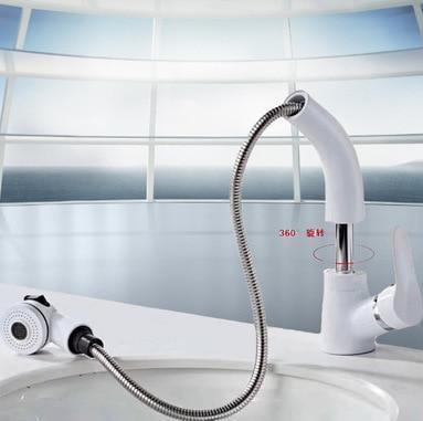 360 Degree Pull-Out Shower With Adjustable Height And Dual Water Modes