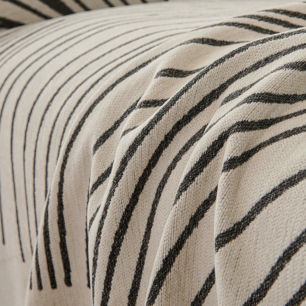 Flow Line Sofa Cover | Ormexis