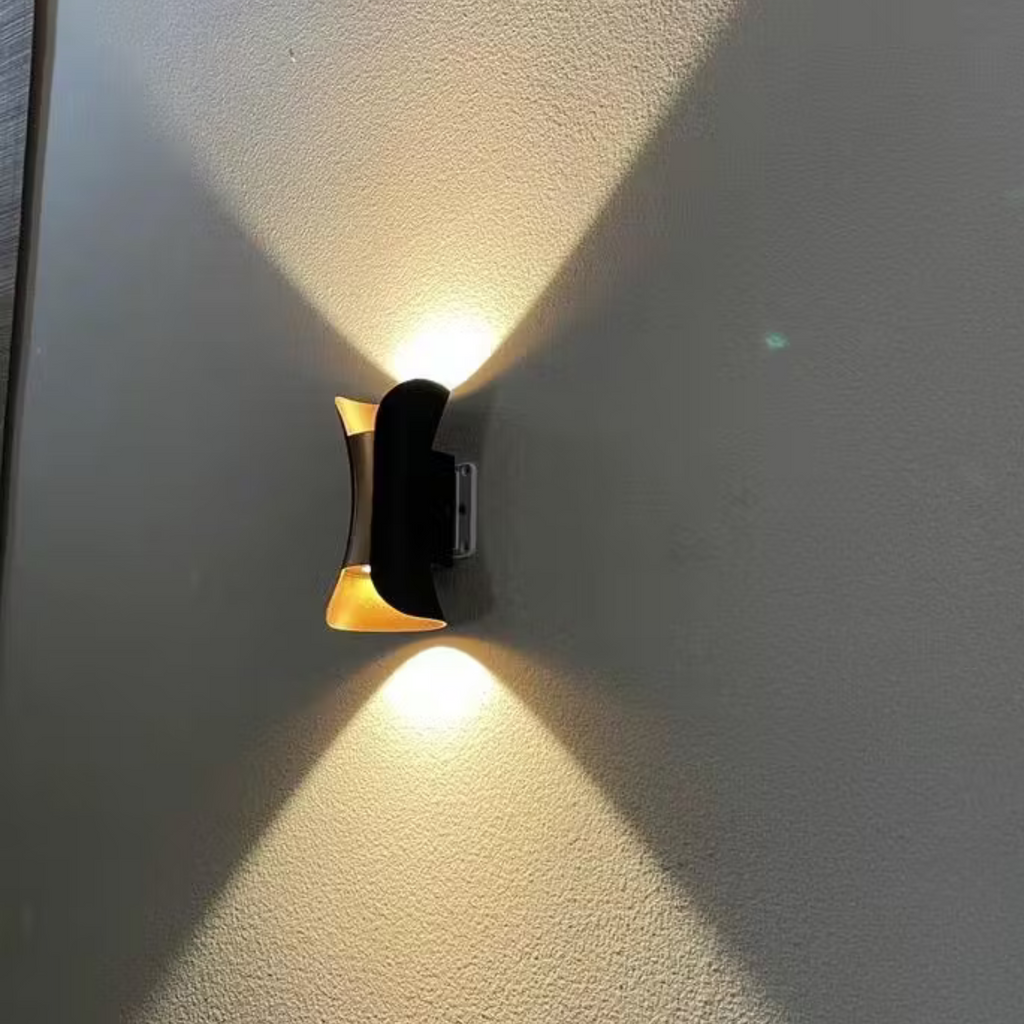 Cadenza Flame Wall Light | Ormexis