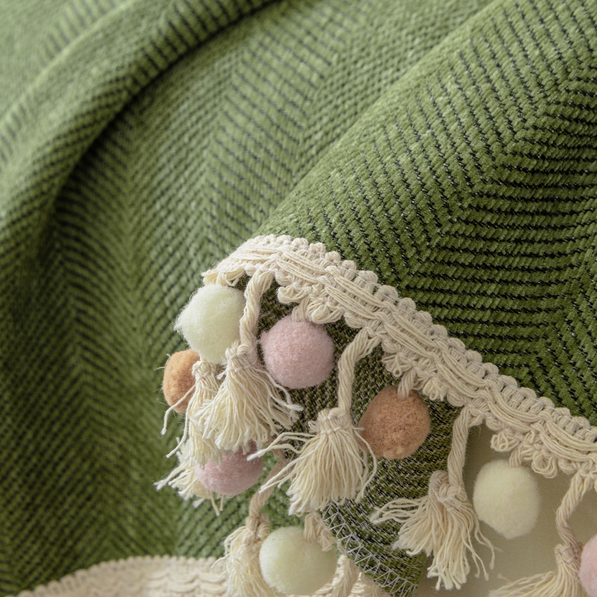 Herringbone Tassel Sofa Cover | Ormexis