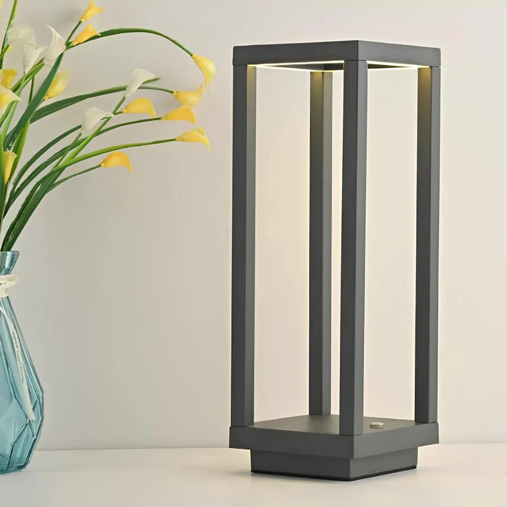 Obelisk Outdoor Column Light | Ormexis