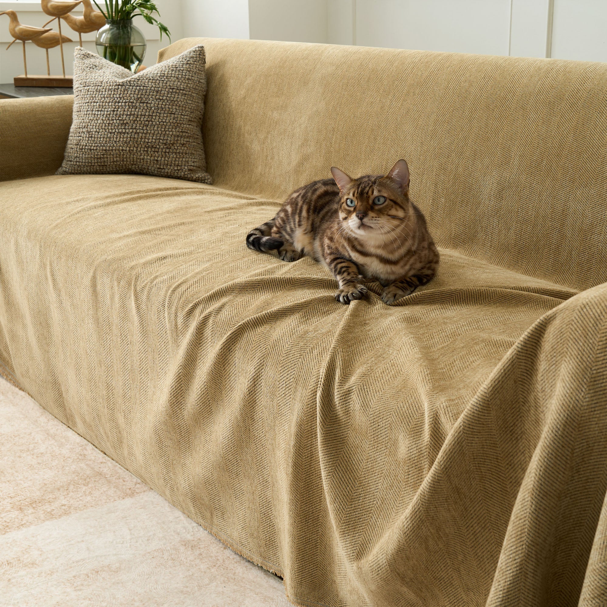 Vertical Stripe Sofa Cover | Ormexis