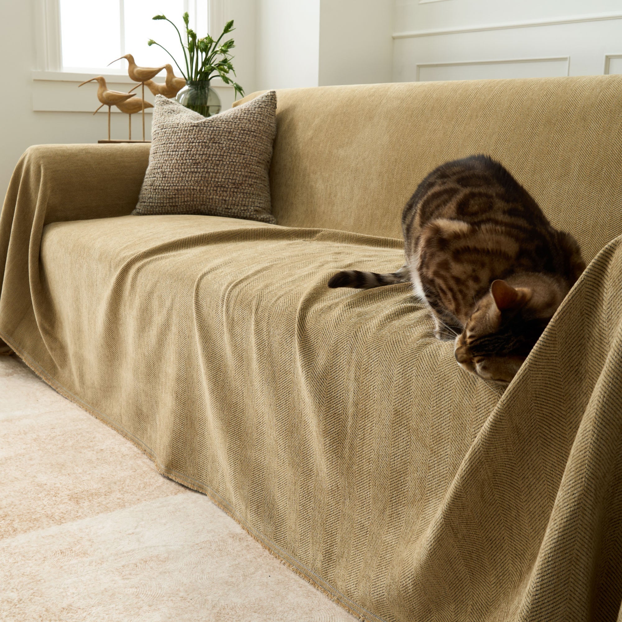 Vertical Stripe Sofa Cover | Ormexis