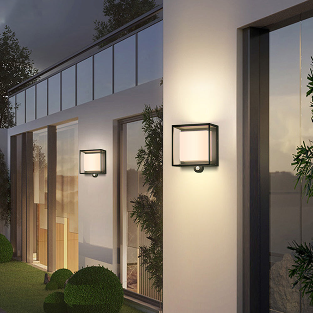 Gallery Framed Wall Light | Ormexis
