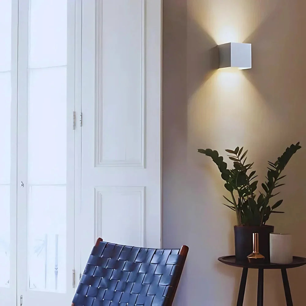 Obsidian Cube Sconce | Ormexis