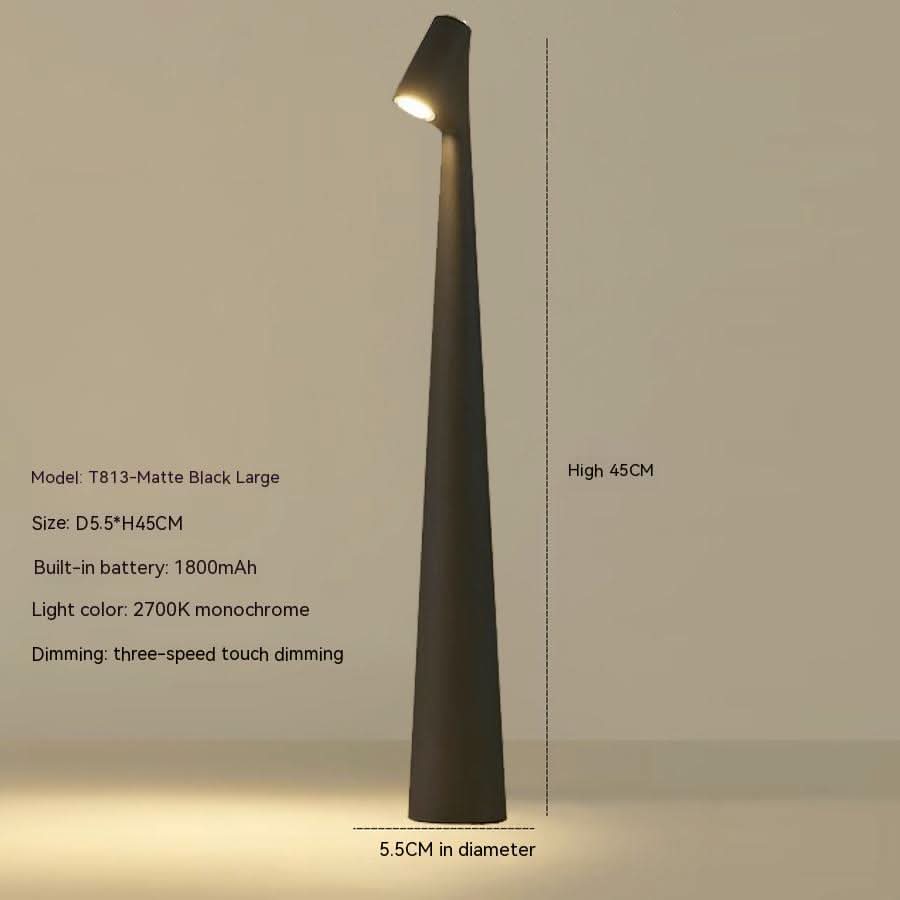 Stylová stolní lampa s kovovým povrchem, dobíjecí, pro vnitřní i venkovní použití