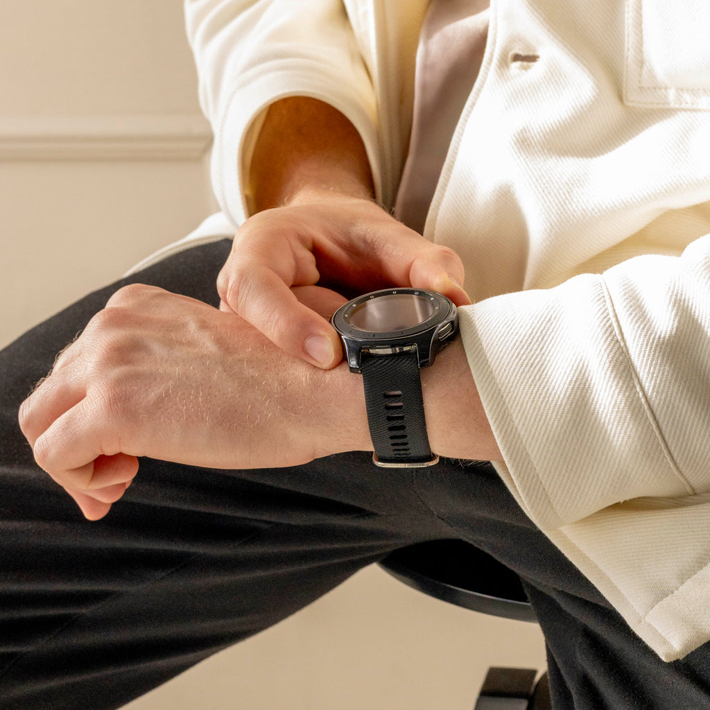 Garmin Venu 2 ブラック シリコン交換用ウォッチバンド