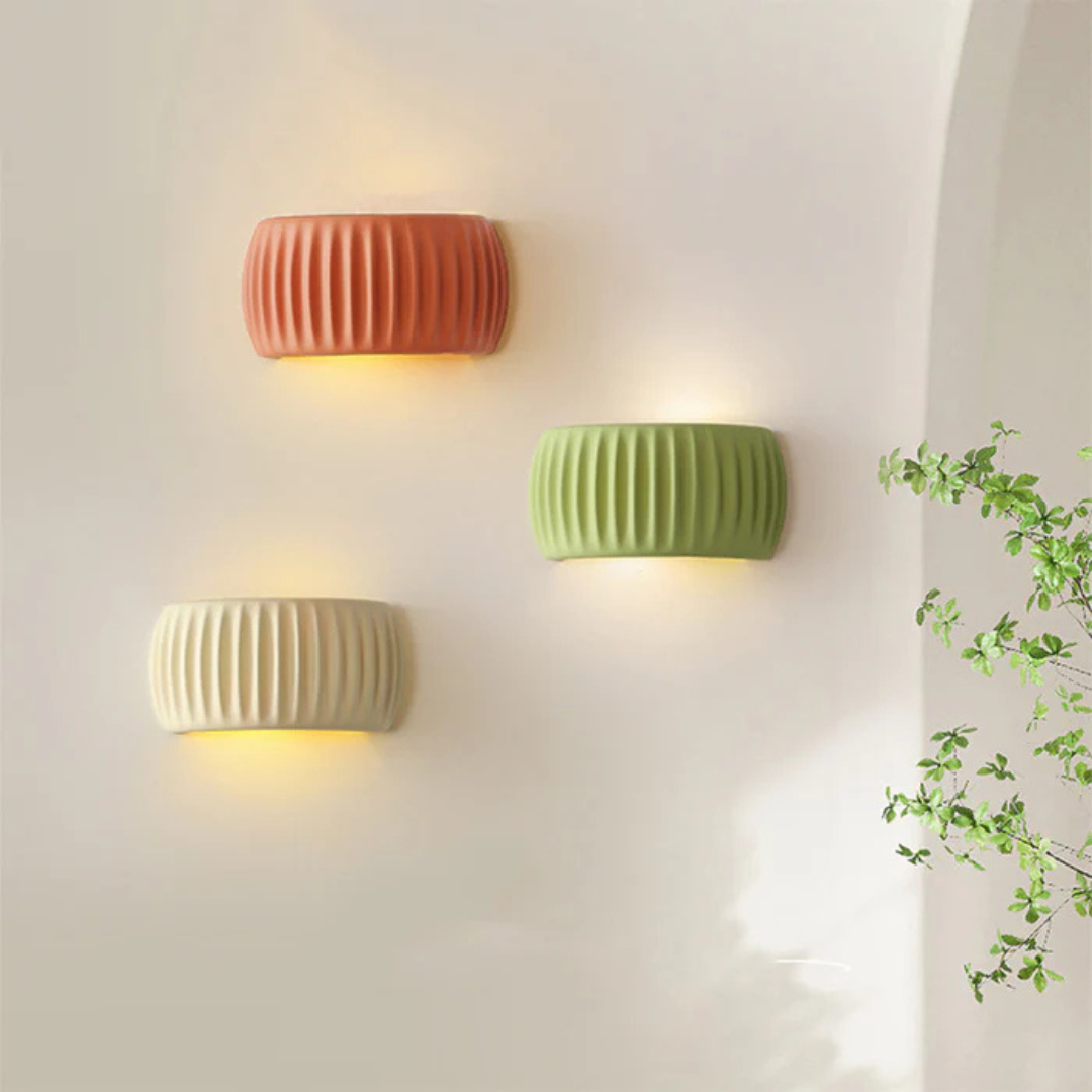Minimal Ribbed Cylinder Wall Light | Ormexis