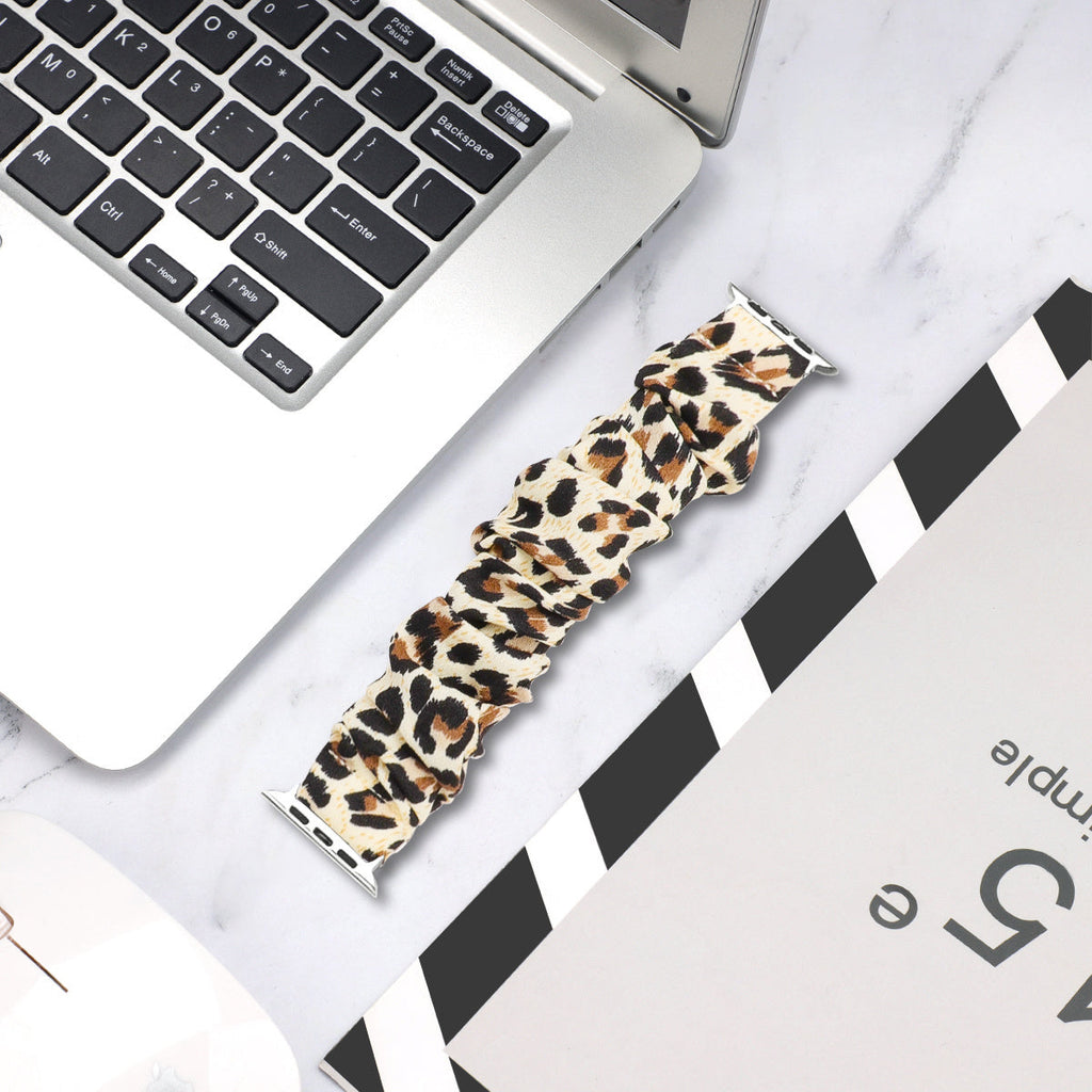 Luxusní gumička na Apple Watch s leopardím vzorem