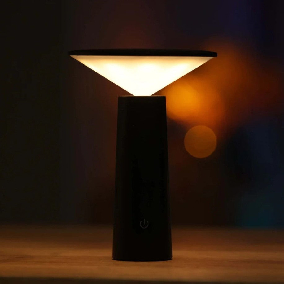 Vanta Cone Table Lamp | Ormexis
