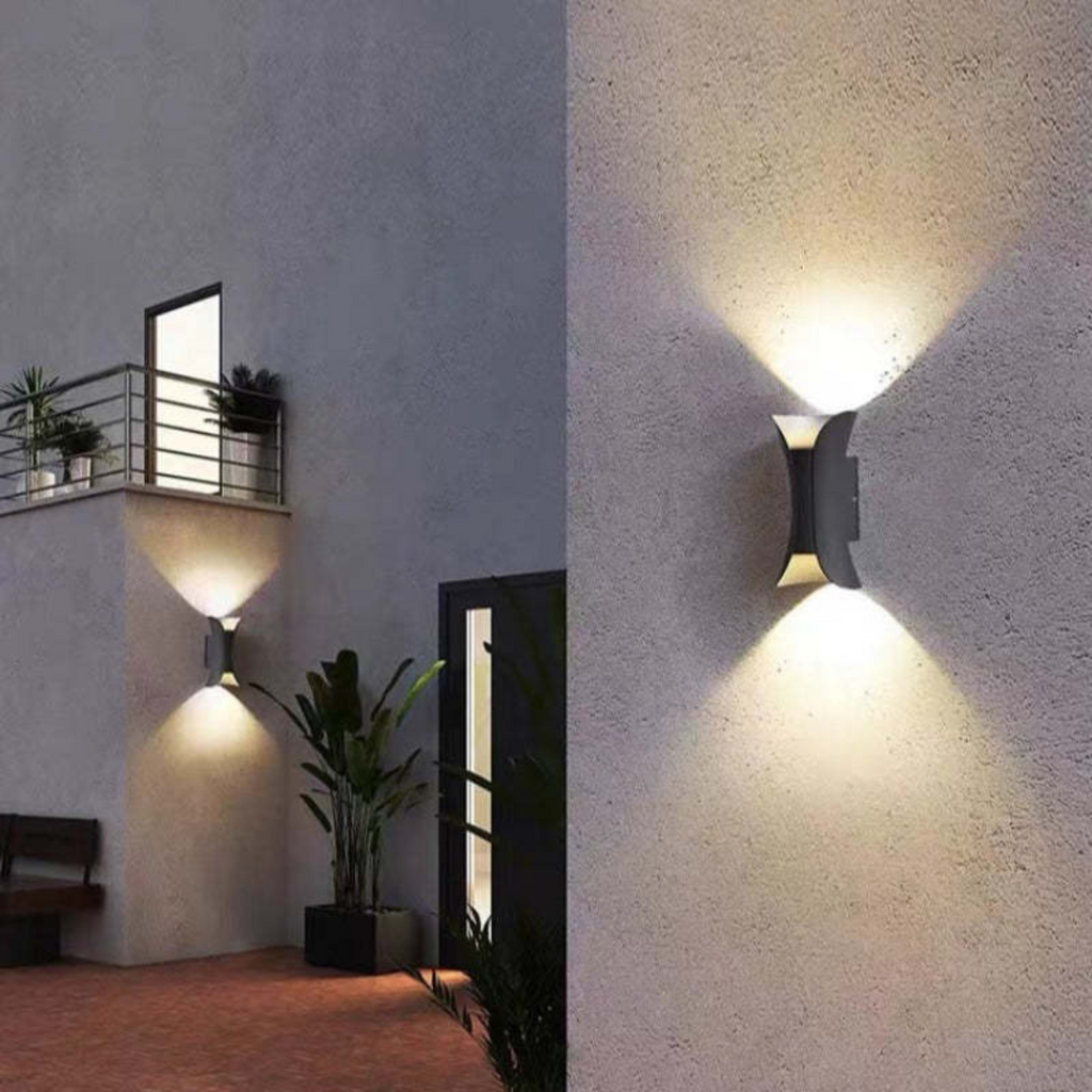 Cadenza Flame Wall Light | Ormexis