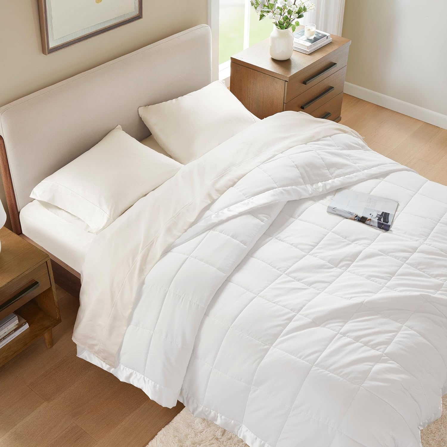 Windom Collection Lightweight Soft Blanket With Satin Trim