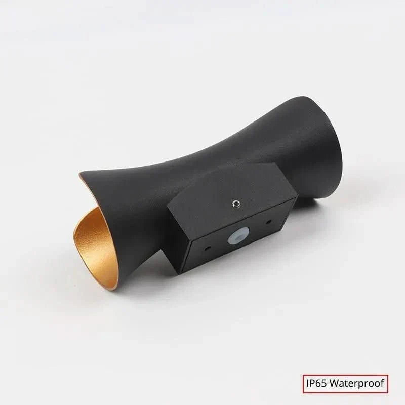 Lámpara de pared exterior arqueada LED LumaCurve IP65 resistente a la intemperie