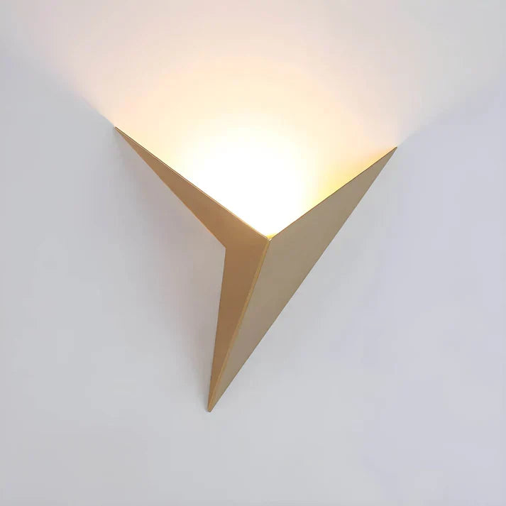 Modern Angular Wall Sconce Light | Ormexis