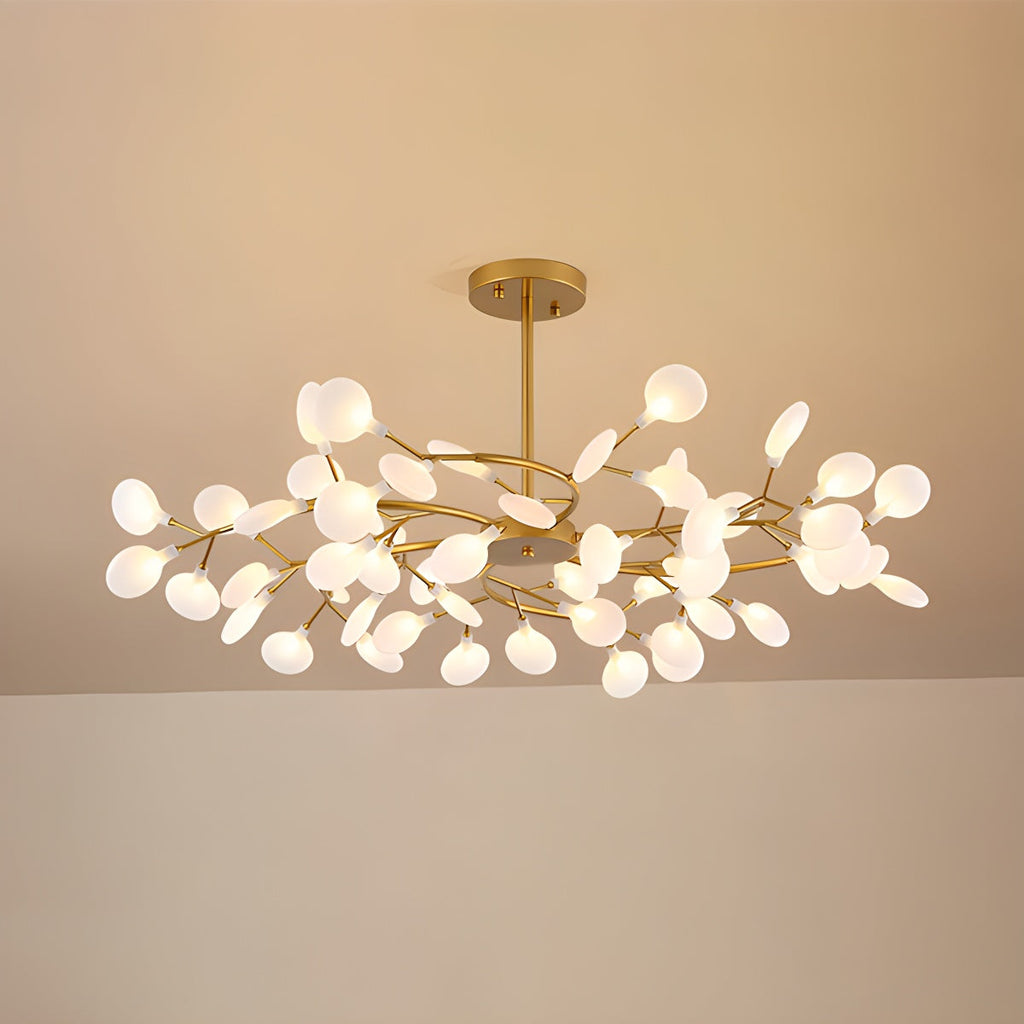 Firefly Sputnik LED lysekrone i stjerneburst-design for varmt stemningslys
