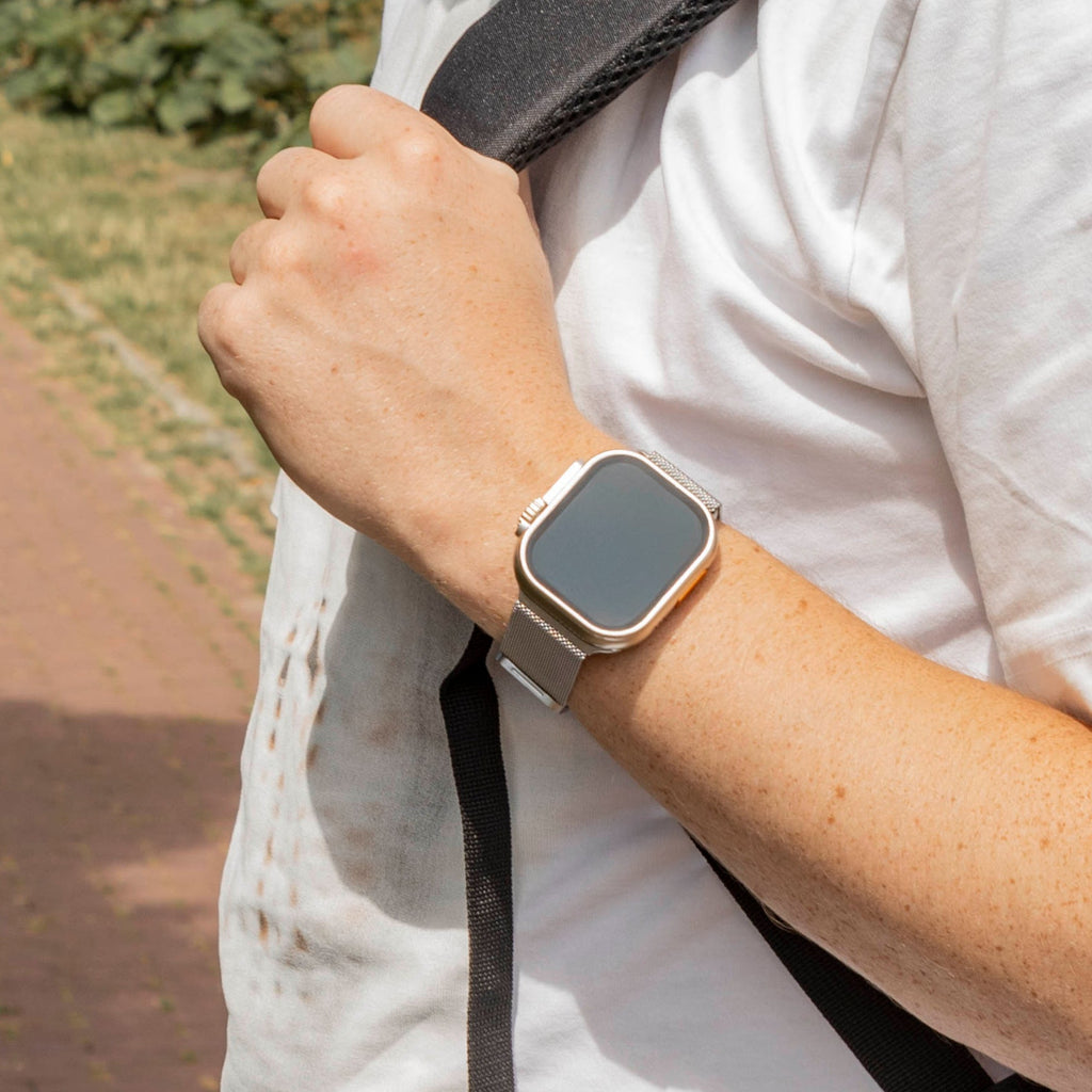Náramek Champagne Finish Milanese pro Apple Watch Edition
