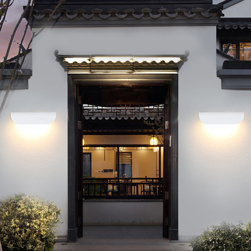 Travera Curve Wall Light | Ormexis