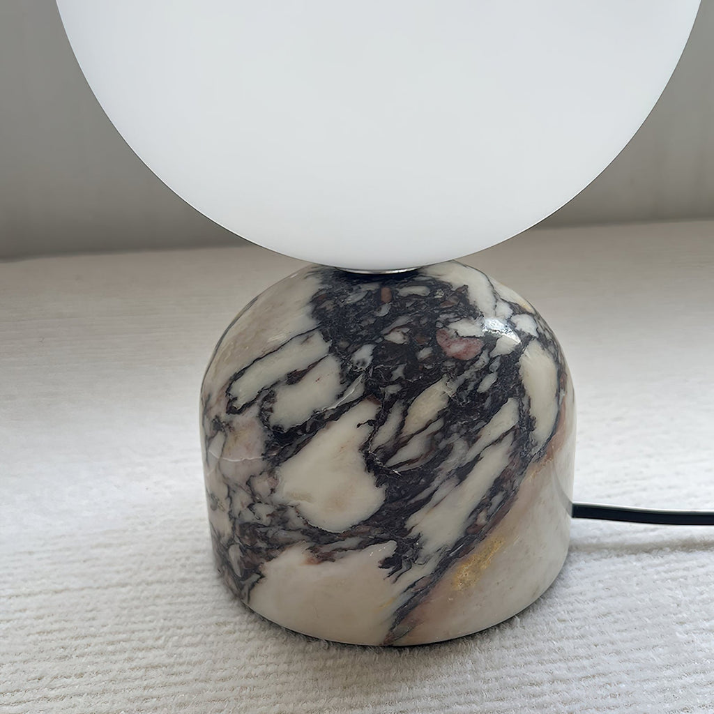 Carrara-marmeren globe-tafellamp | Ormexis