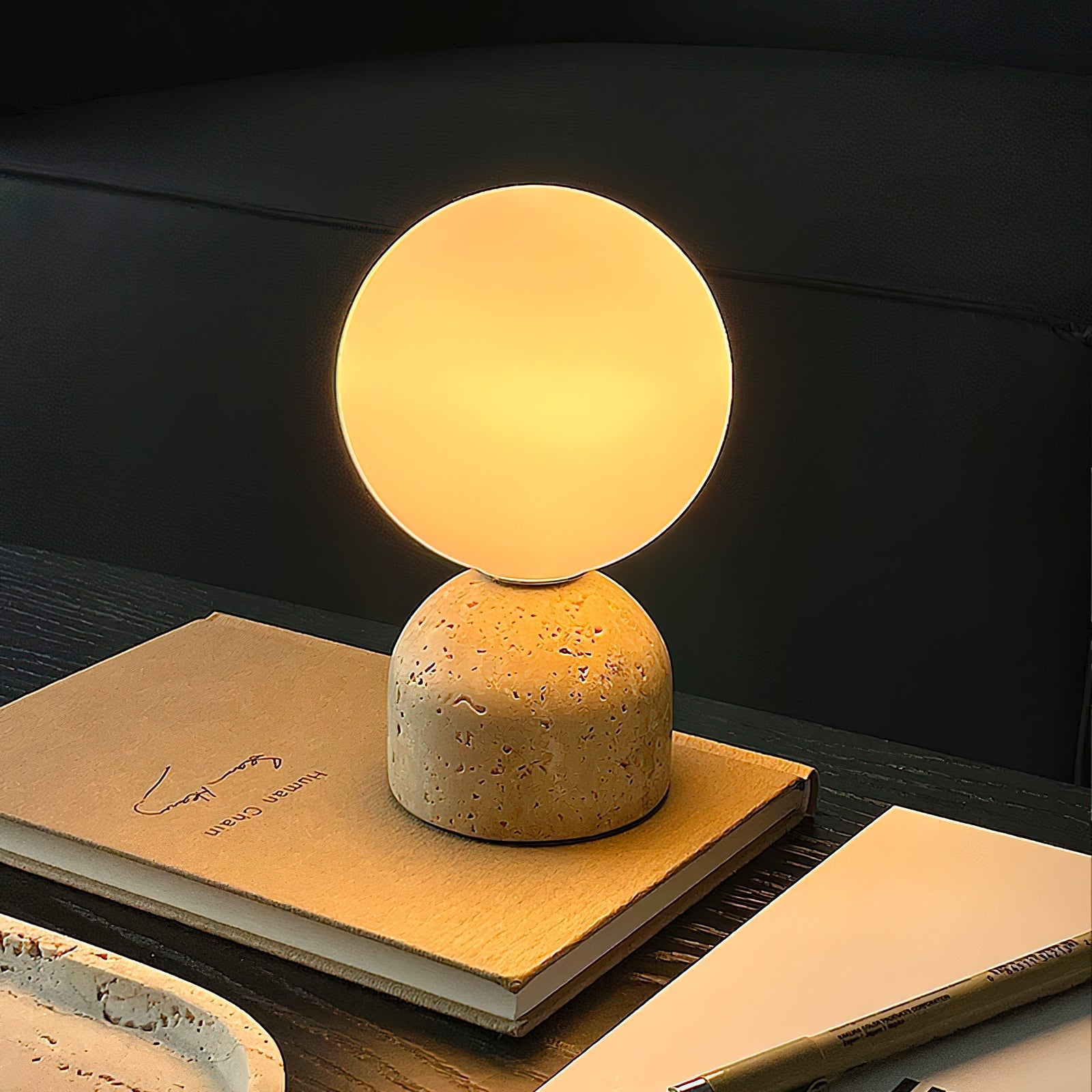 Carrara-marmeren globe-tafellamp | Ormexis