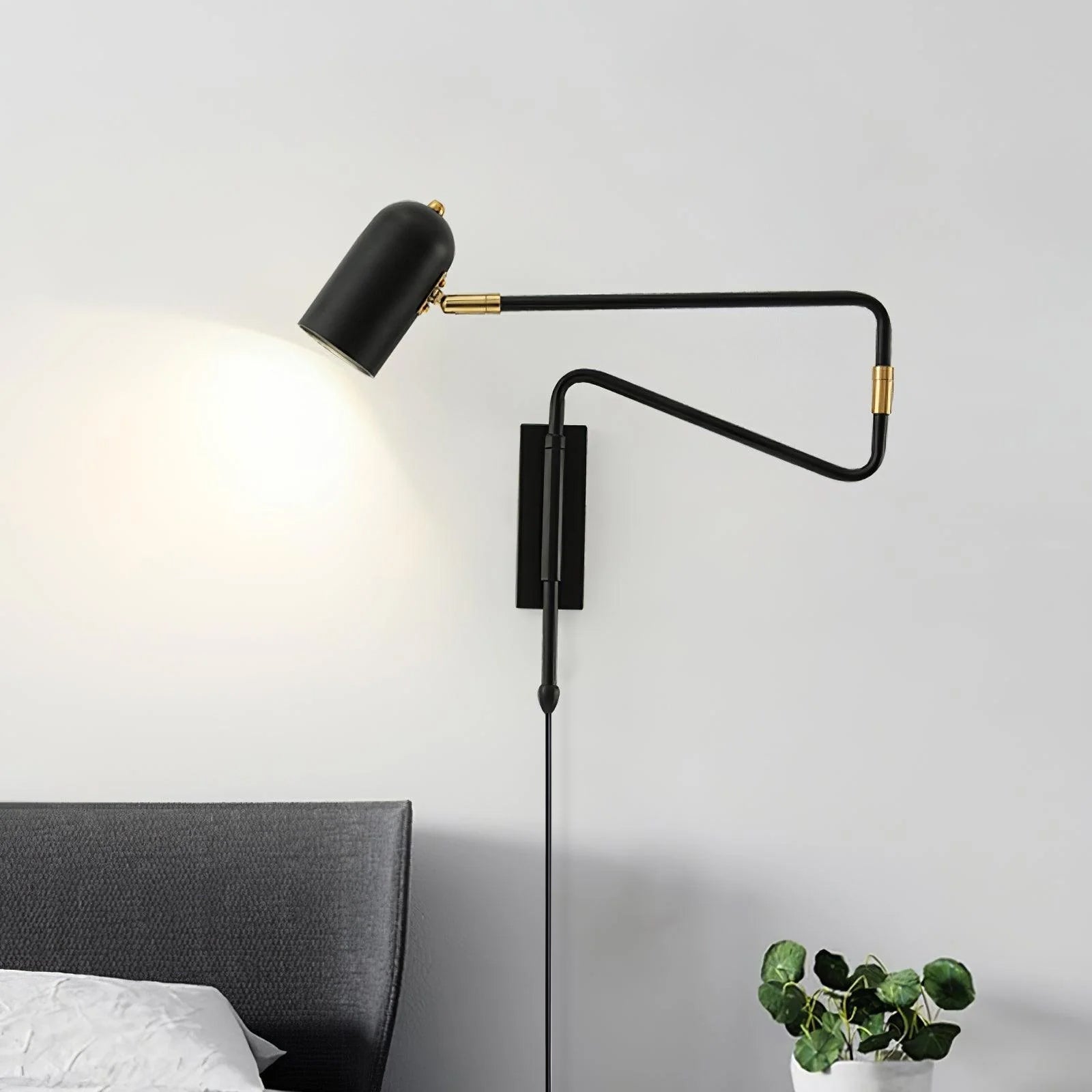 Lámpara de pared metálica enchufable con brazo articulado | Ormexis