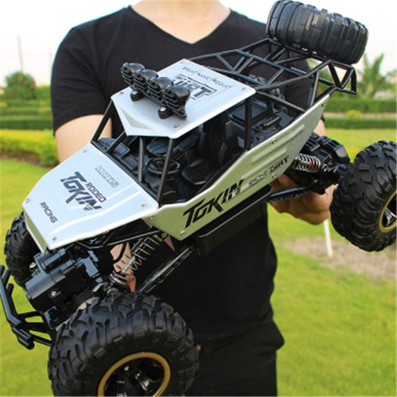 Adventure Beast 4x4 ferngesteuerter Monstertruck für Offroad-Spaß