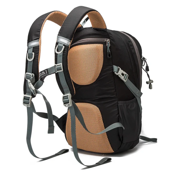 Mochila Outdoor Impermeável Adventure Ready 30L para Caminhadas e Viagens - Ormexis