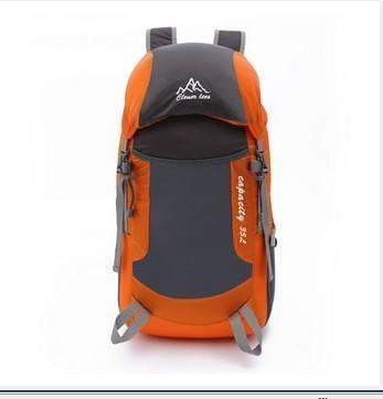 Vodotěsný cestovní batoh připravený na dobrodružství s skládacím designem, lehký a prostorný - Ormexis