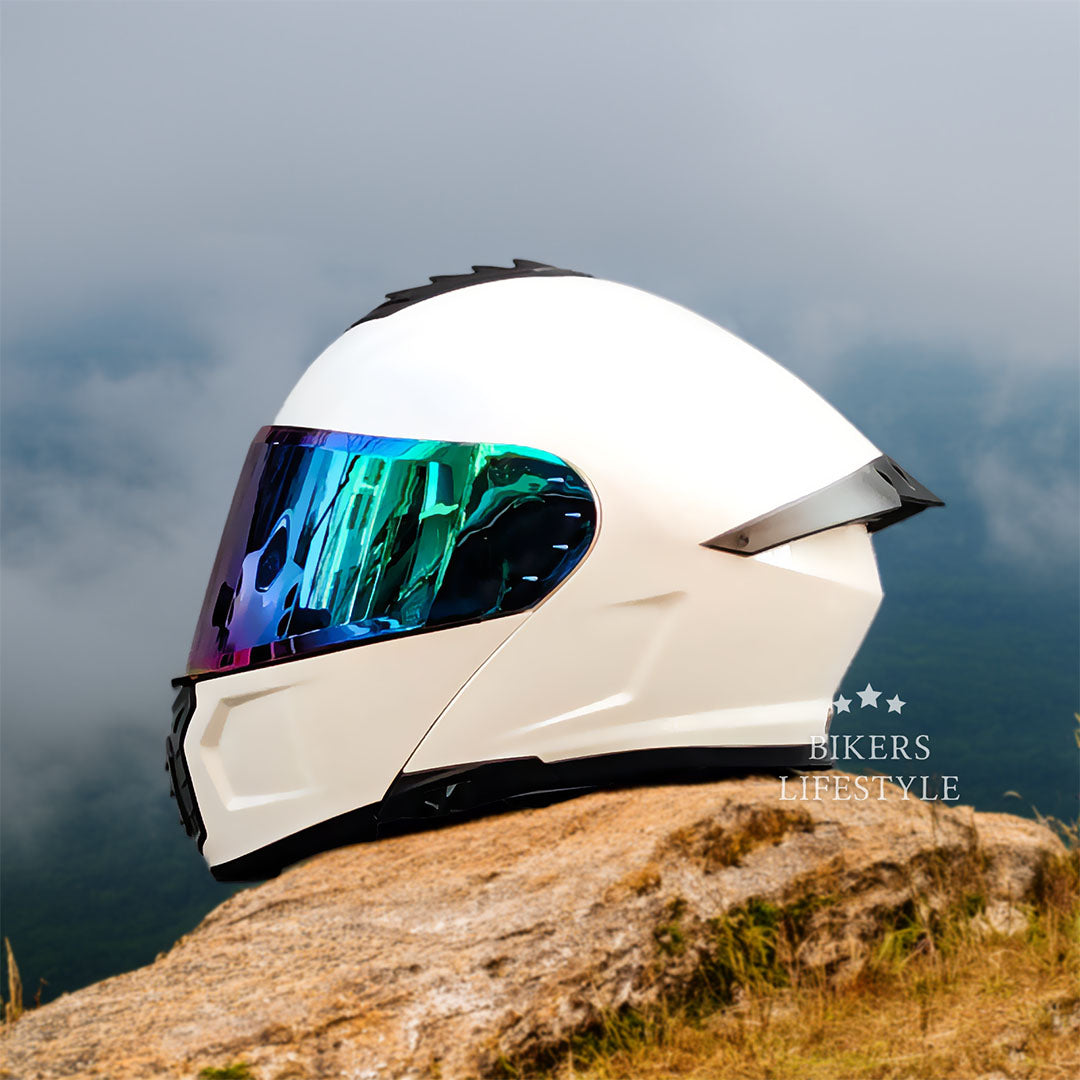 Motocyklová přilba AeroGuard s dvojitým štítem, certifikovaná bezpečnost a pohodlné nošení - Ormexis