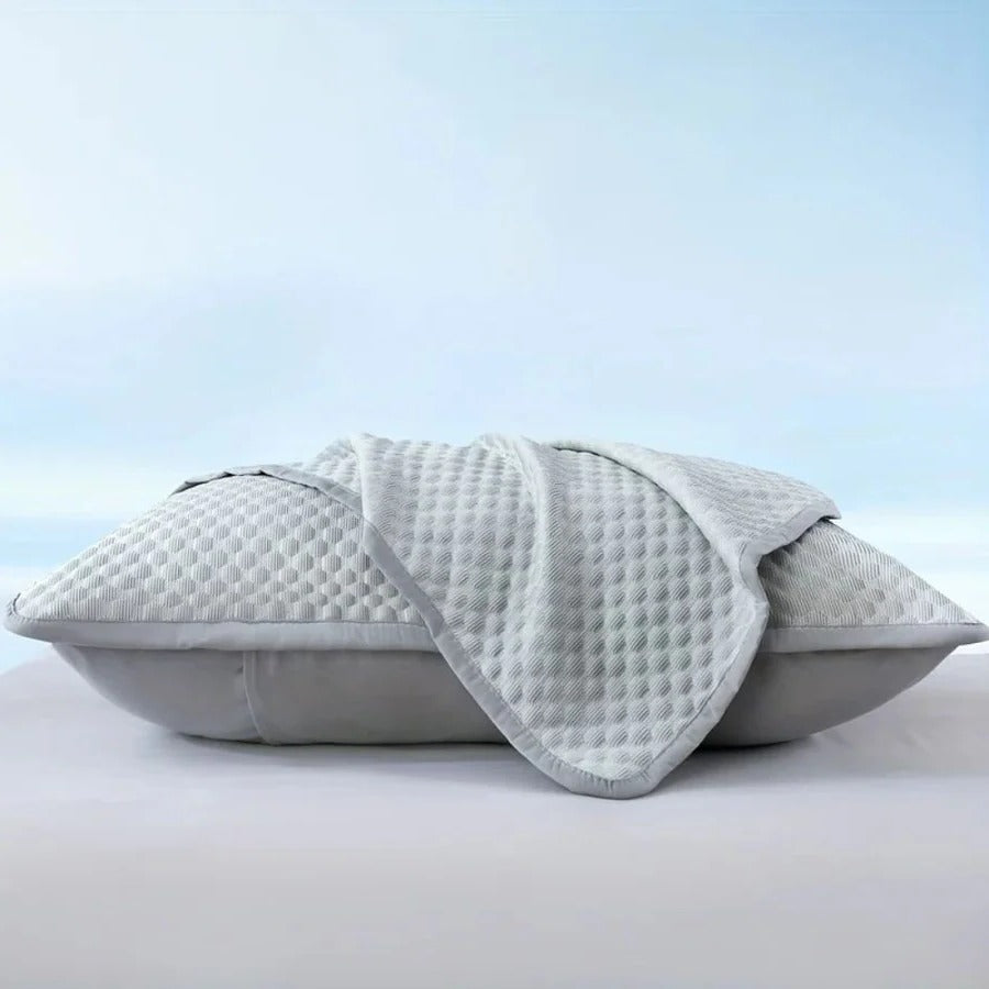 Airy Comfort Bedding Set With Cooling Fitted Sheet And Pillowcases For Hot Sleepers - Ormexis